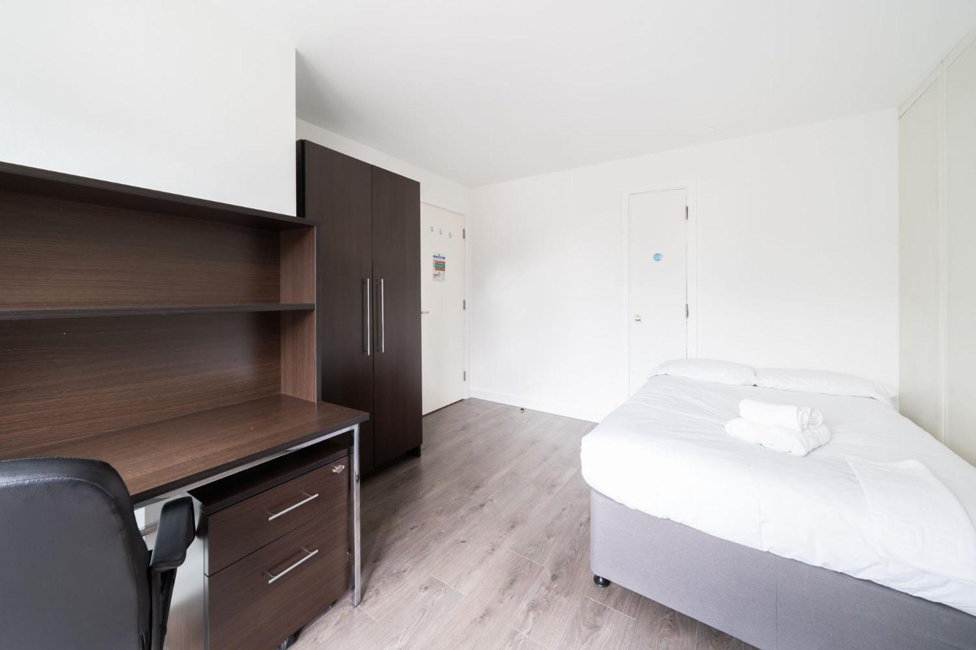 Chapter Spitalfields In Apartment *
